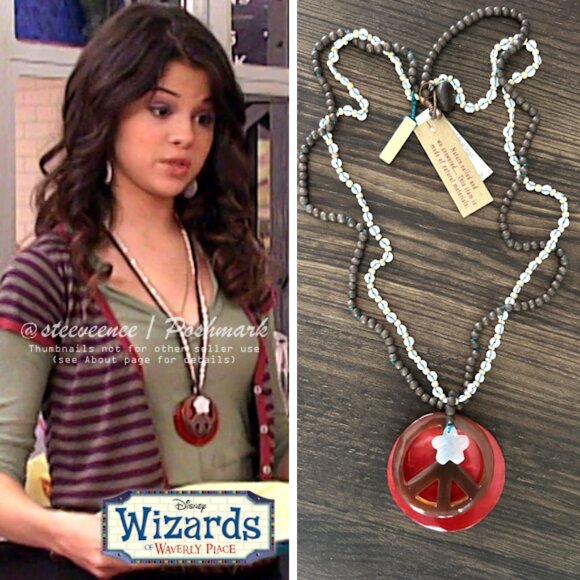 NWT 2000s Peace Symbol Beaded Necklace Pendant Necklace ASO Alex Russo - Picture 1 of 11